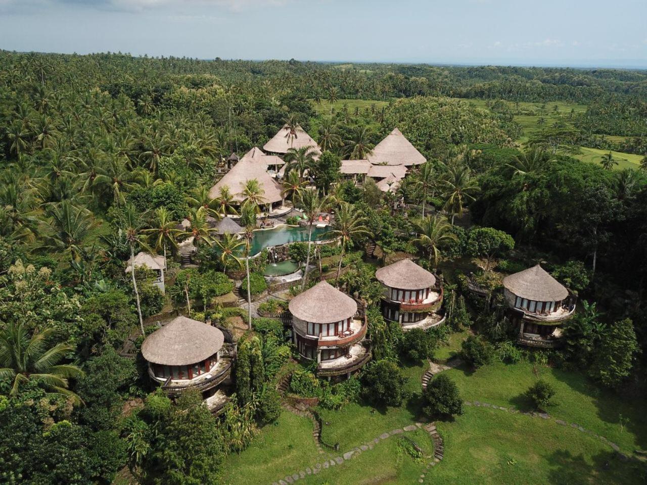 Taman Wana Resort Palasari Negara  Exteriör bild