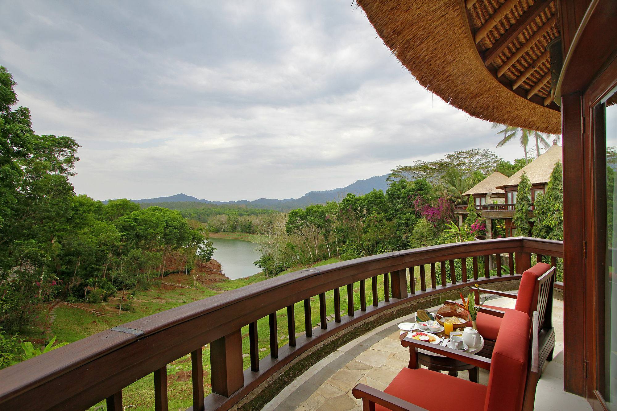 Taman Wana Resort Palasari Negara  Exteriör bild